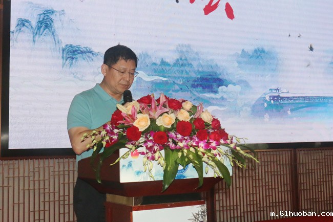 傅军.jpg 傅军.jpg