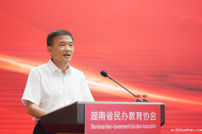 任晓锋.jpg 任晓锋.jpg